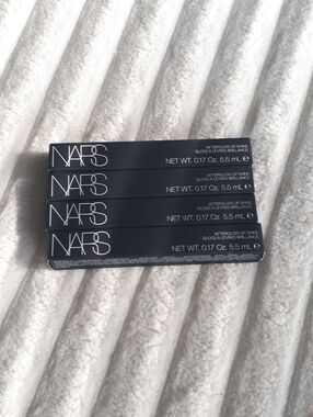 NIB Nars Lip Gloss Bundle